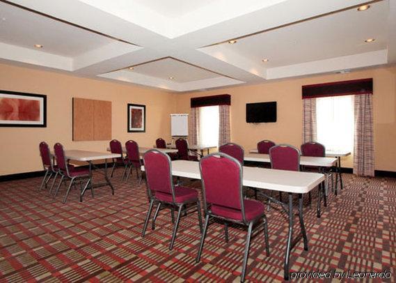 Comfort Inn & Suites Near Bethel College Newton Удобства фото